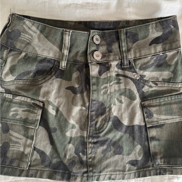 NWT SHEIN PETITE Summer Fashion Camouflage Slim Fit Multicolor / 2(Petite XS - Picture 15 of 16